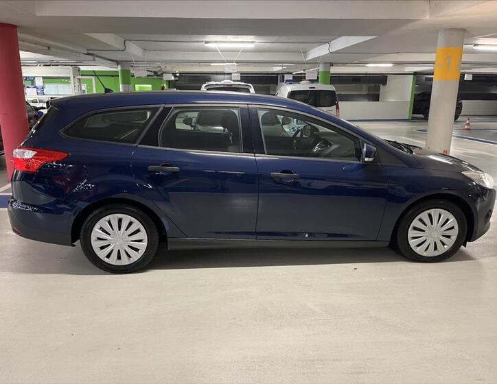 Ford Focus 8
