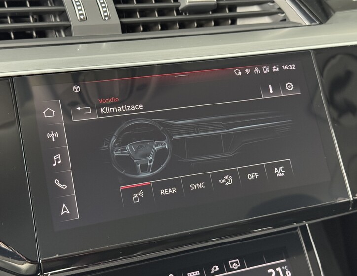 Audi e-tron 38