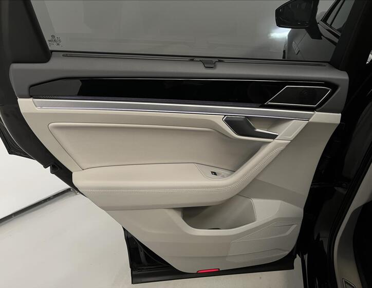 Volkswagen Touareg 28