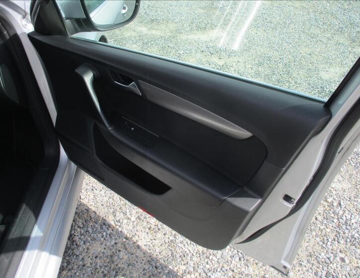 Volkswagen Passat 10