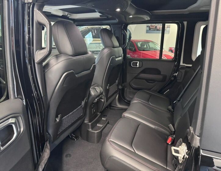 Jeep Wrangler 10