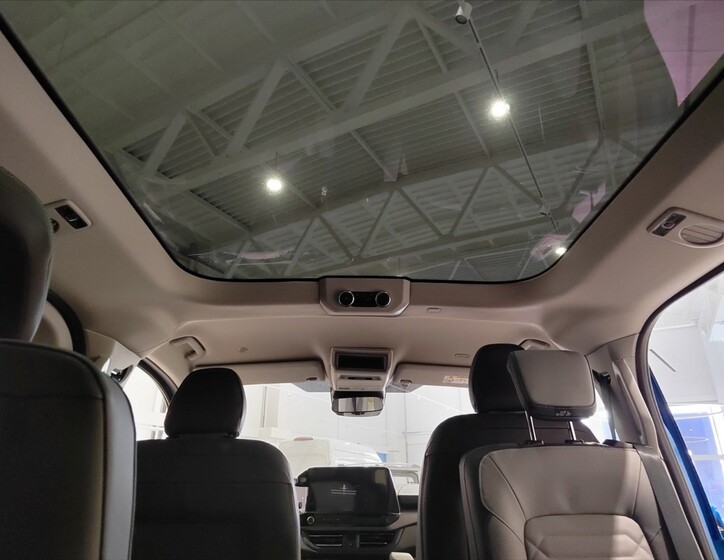 Ford Tourneo Custom 17