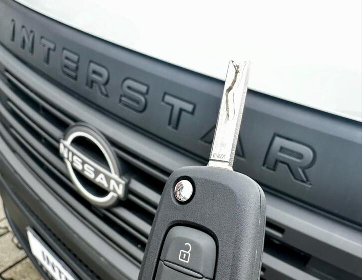 Nissan Interstar 22