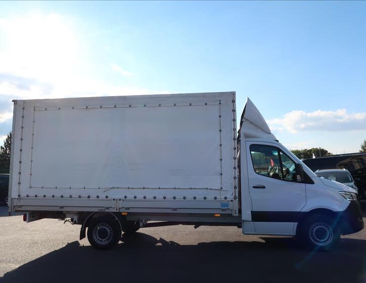 Mercedes-Benz Sprinter 5
