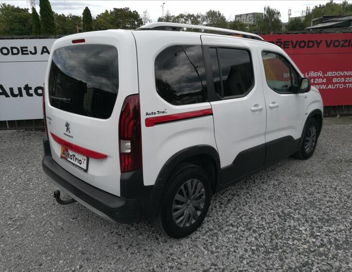 Peugeot Rifter 3