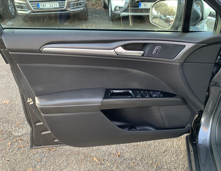 Ford Mondeo 13