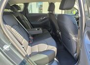 Hyundai i30 24