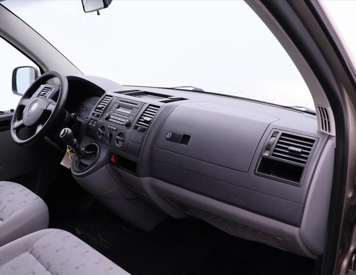 Volkswagen Caravelle 20