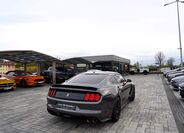 Ford Mustang 6