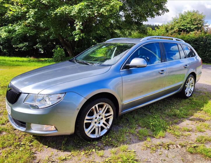 Škoda Superb 1