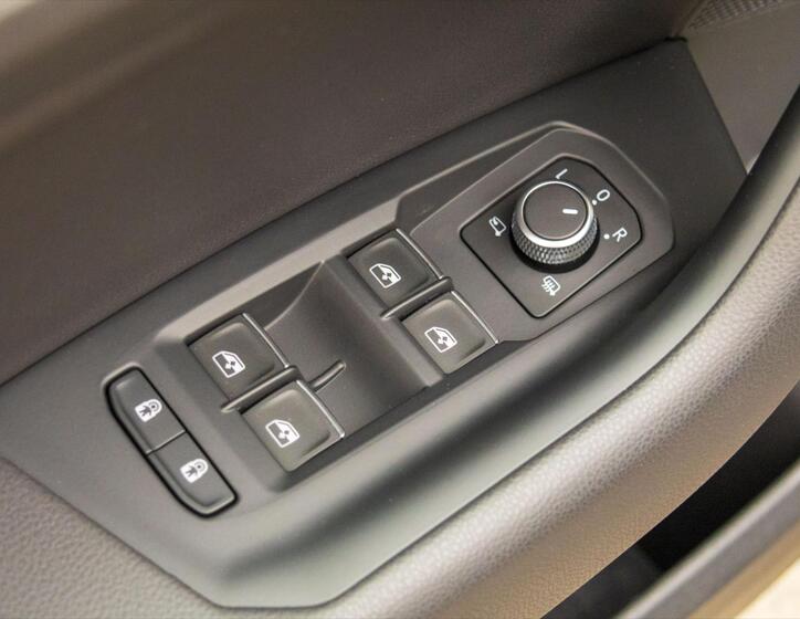 Volkswagen Touareg 19