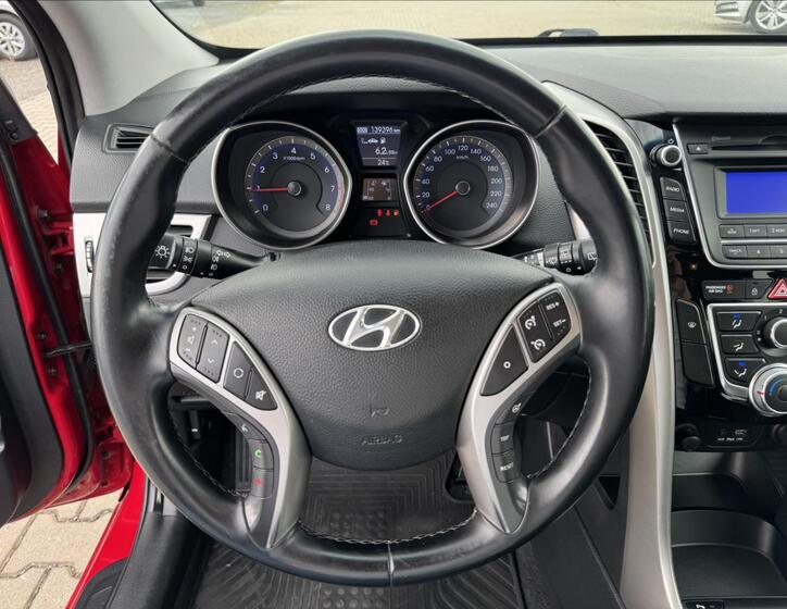 Hyundai i30 15