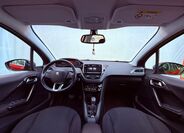 Peugeot 208 15