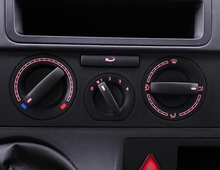 Volkswagen Transporter 22