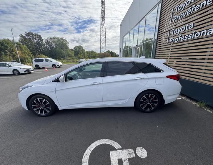 Hyundai i40 4