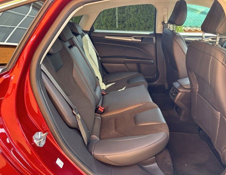 Ford Mondeo 24