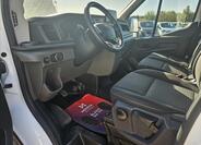 Ford Transit 8