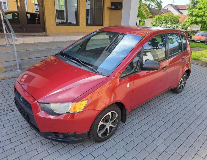 Mitsubishi Colt 15