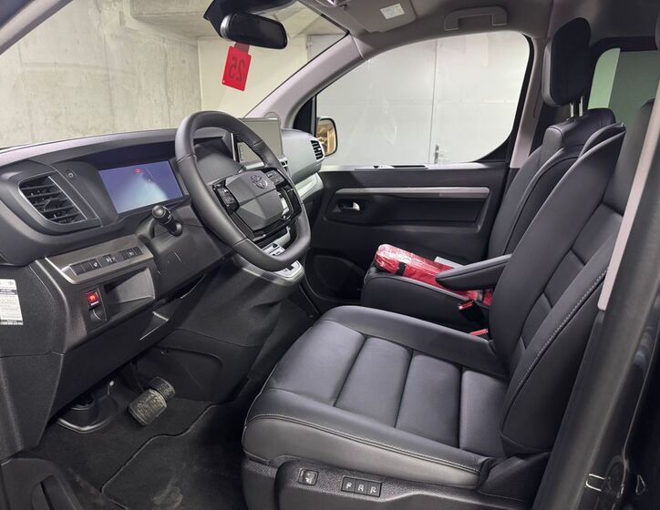 Toyota ProAce Verso 9