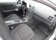 Toyota Avensis 9