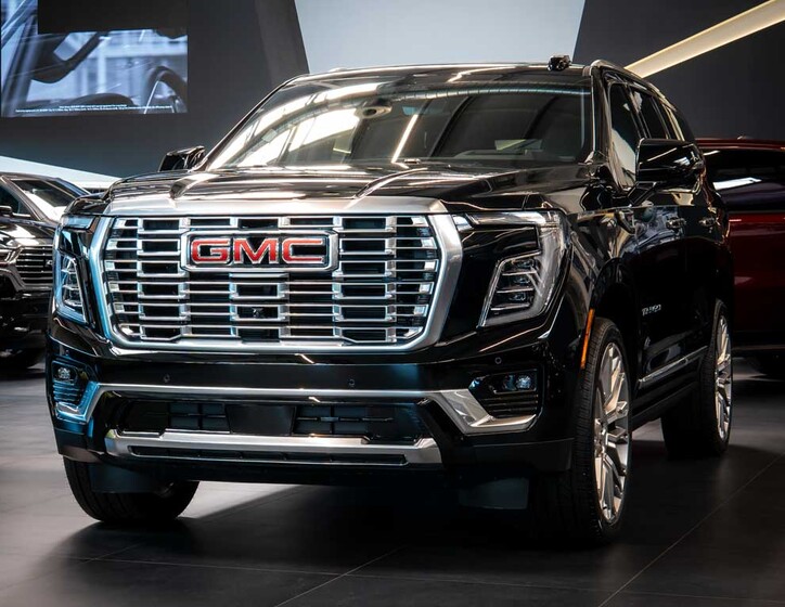 GMC Yukon 1