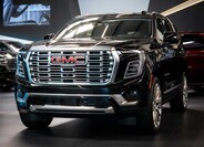 GMC Yukon 1