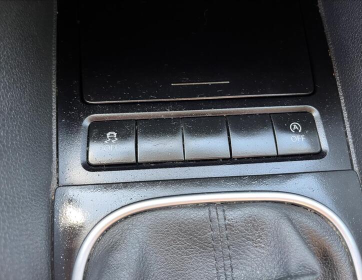 Volkswagen Golf 17