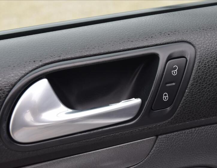 Volkswagen Golf 31