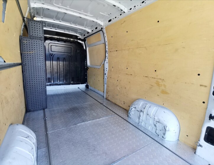 Renault Master 16