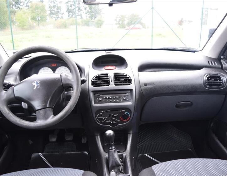 Peugeot 206 28