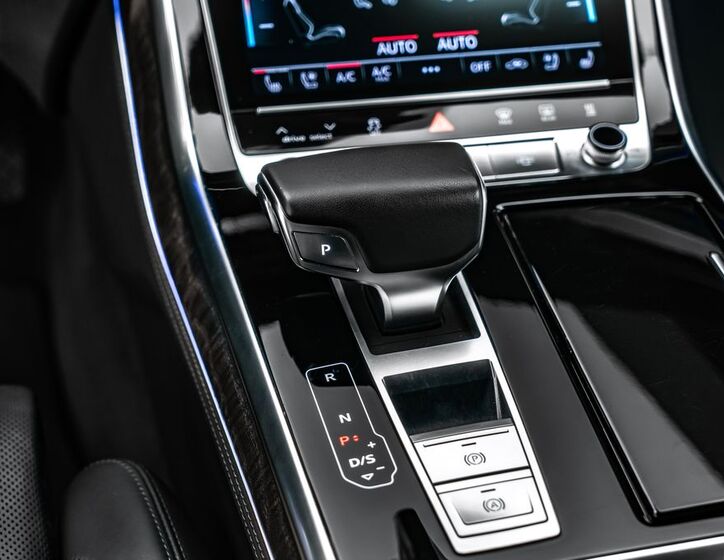 Audi Q8 17