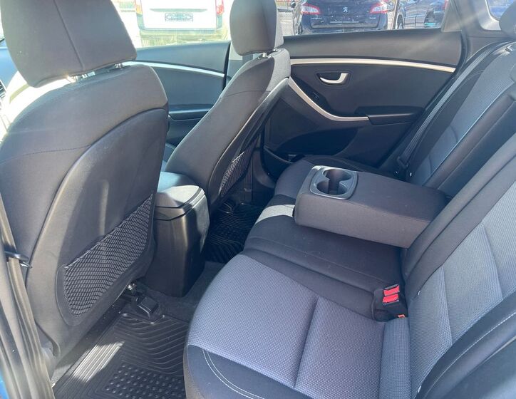 Hyundai i30 9