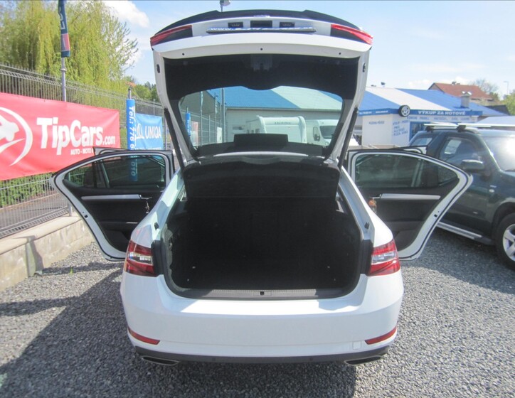 Škoda Superb 36