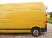 Renault Master 9