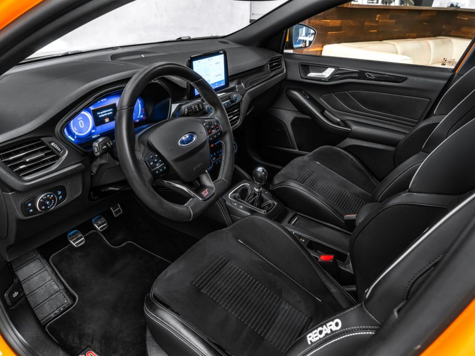 Ford Focus 10