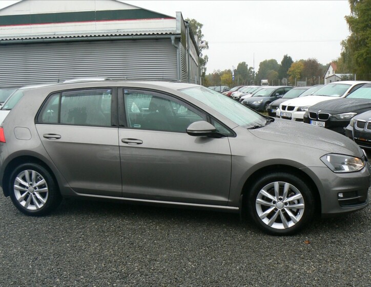 Volkswagen Golf 8