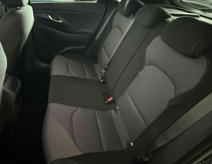 Hyundai i30 8