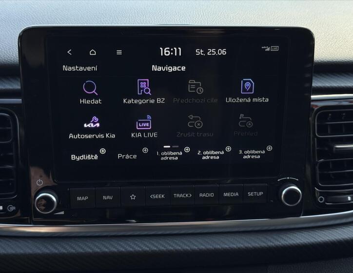 KIA Rio 18