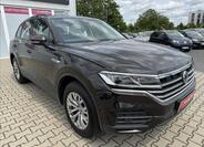 Volkswagen Touareg 8