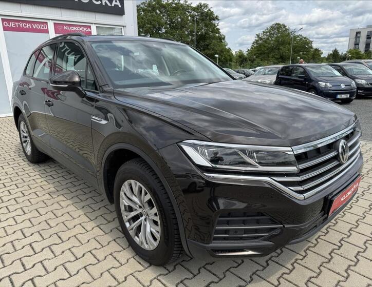 Volkswagen Touareg 8
