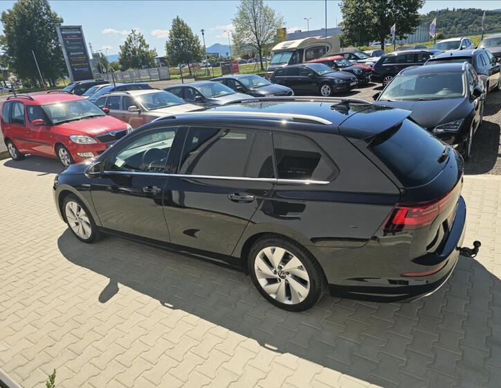 Volkswagen Golf 9