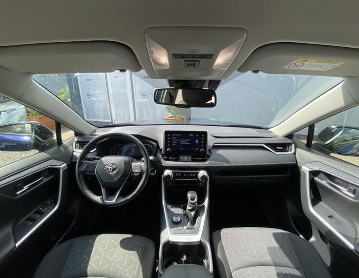 Toyota RAV4 13