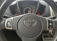 Toyota Urban Cruiser 27