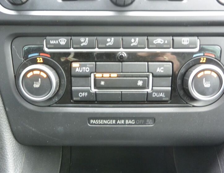 Volkswagen Golf 20