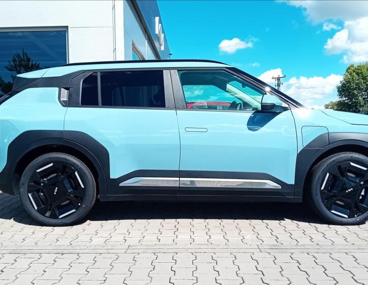 KIA EV3 4