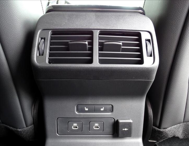Land Rover Range Rover Velar 22