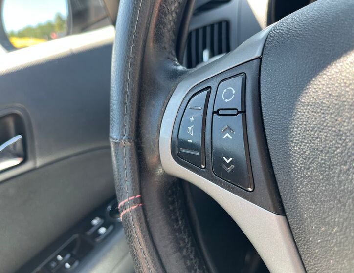 Hyundai i30 25