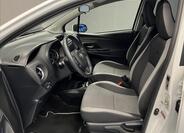 Toyota Yaris 7