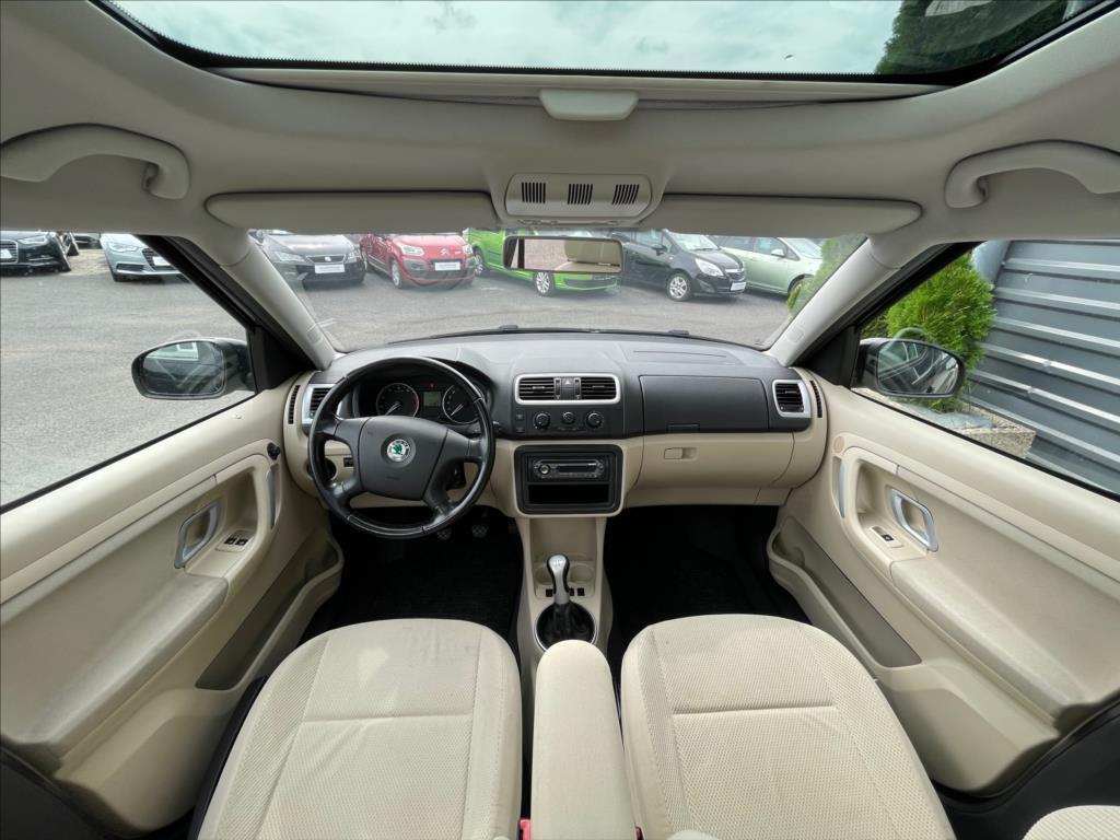 Škoda Roomster 9