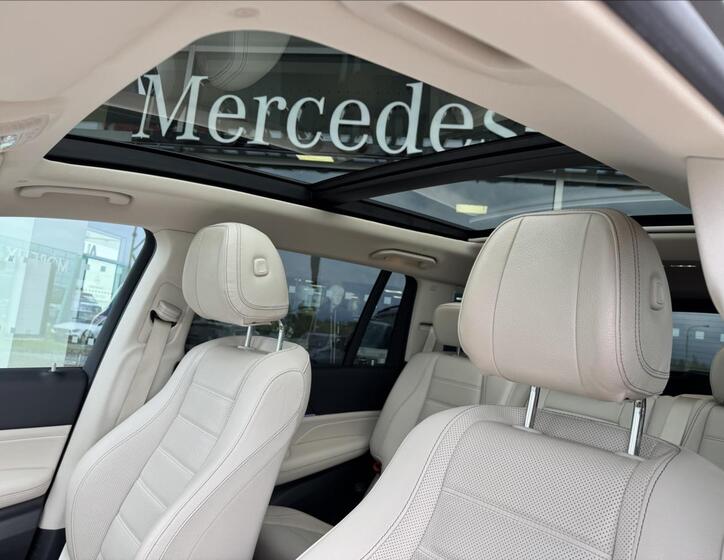 Mercedes-Benz GLS 28